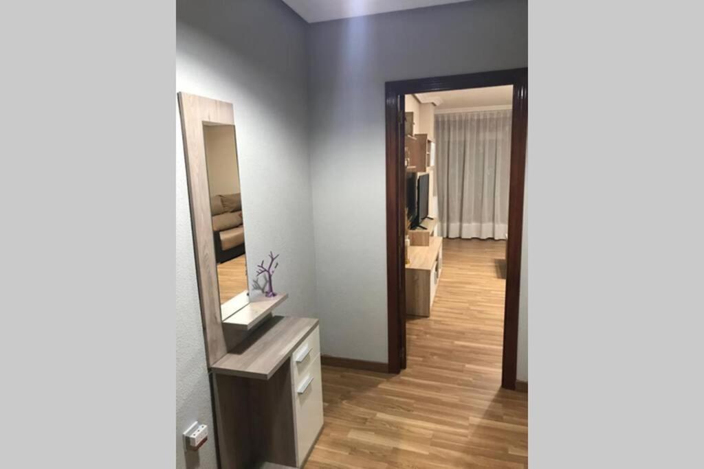 Apartamento Piso La Reina Medina del Campo Exterior foto
