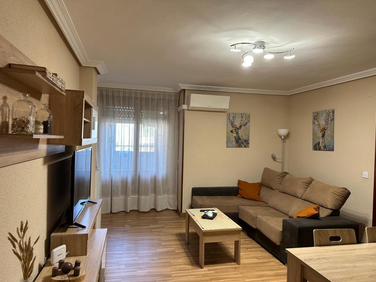 Apartamento Piso La Reina Medina del Campo Exterior foto